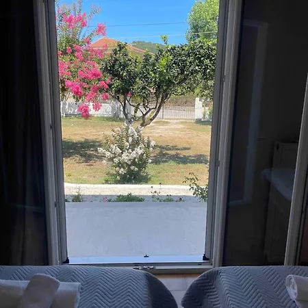 Quiet Studio With An Amazing Garden